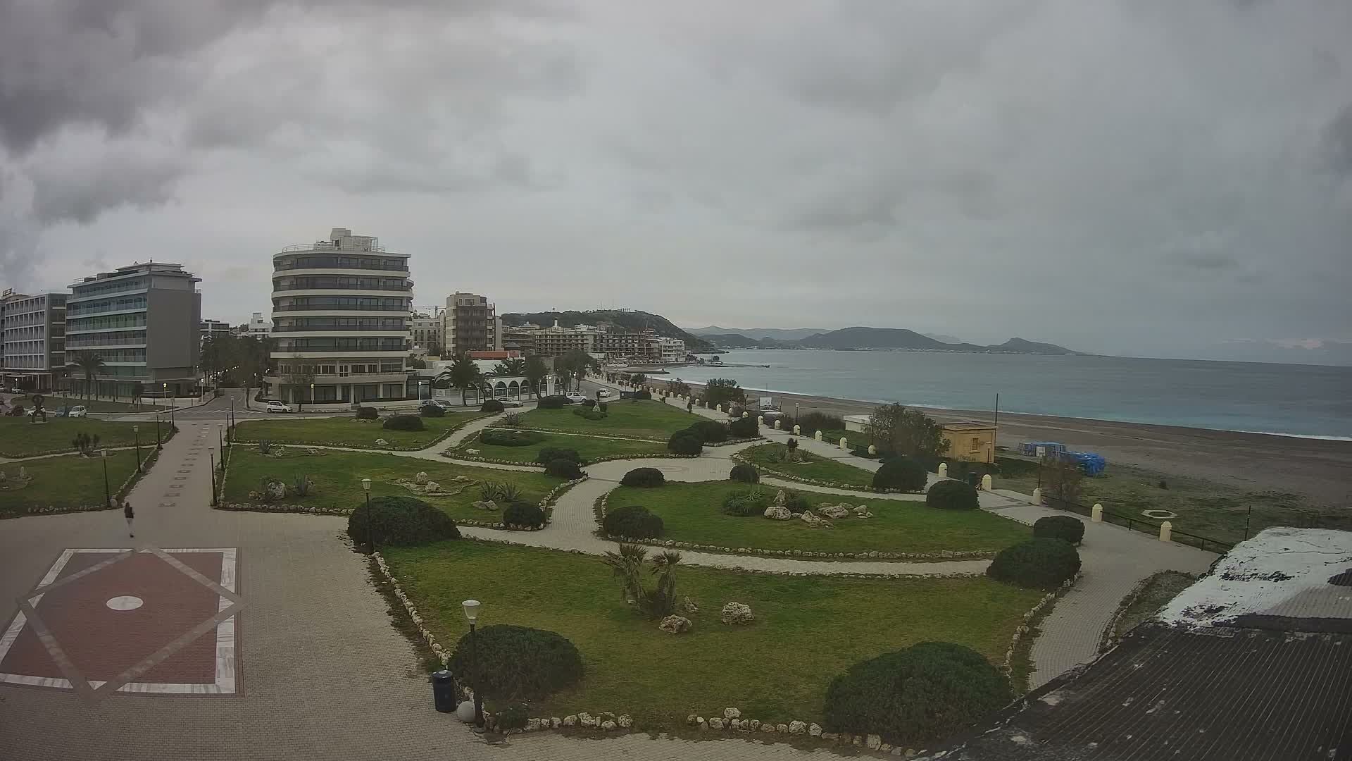 Rhodes, Paralia Elli Beach & Platia Enidriou Plaza Live Cam - Elli Beach, Rhodes (Ródos), Dodacanese, South Aegean (Periféreia Notíou Aigaíou), Greece
