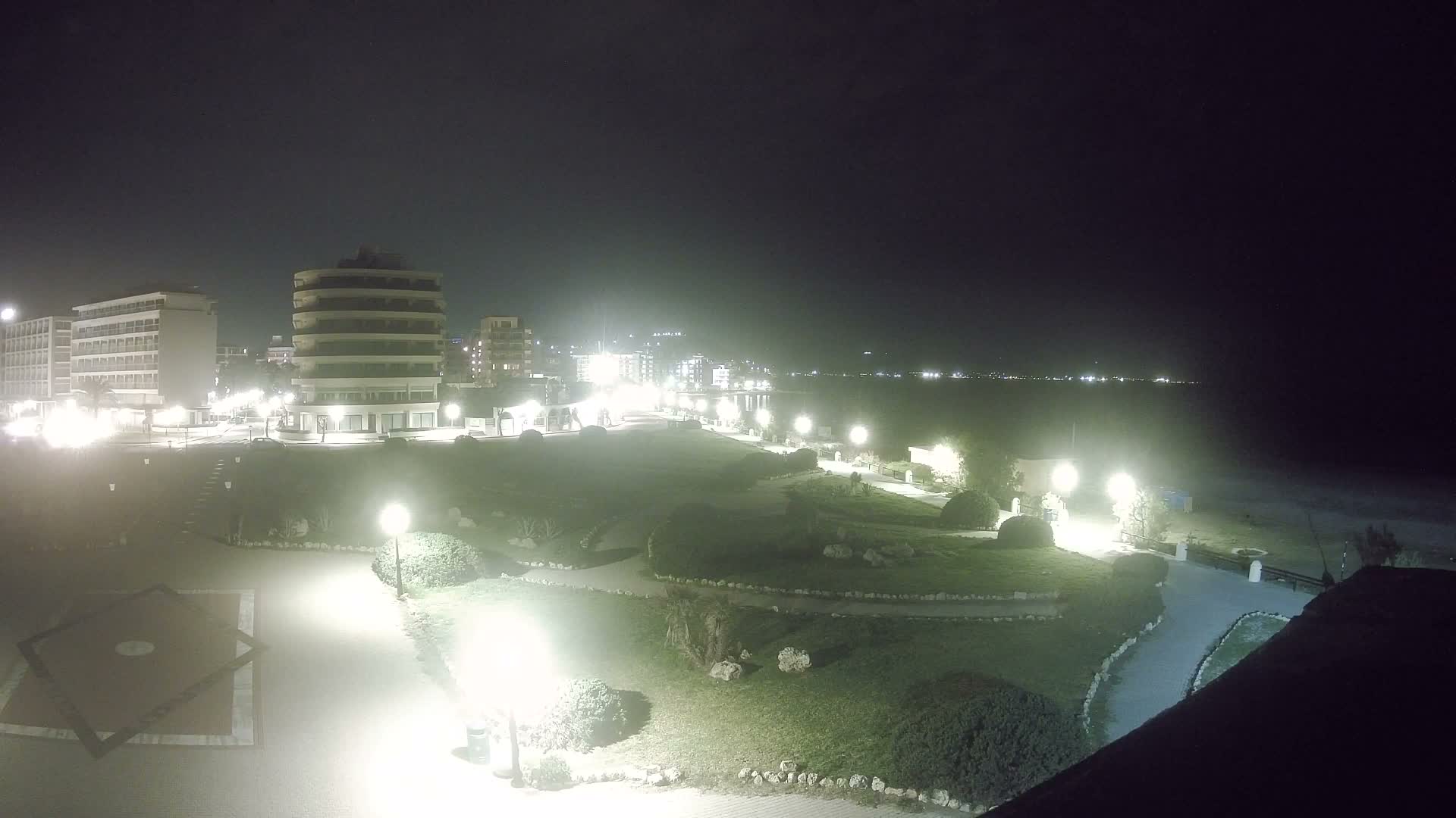 Rhodes, Paralia Elli Beach & Platia Enidriou Plaza Live Cam - Elli Beach, Rhodes (Ródos), Dodacanese, South Aegean (Periféreia Notíou Aigaíou), Greece