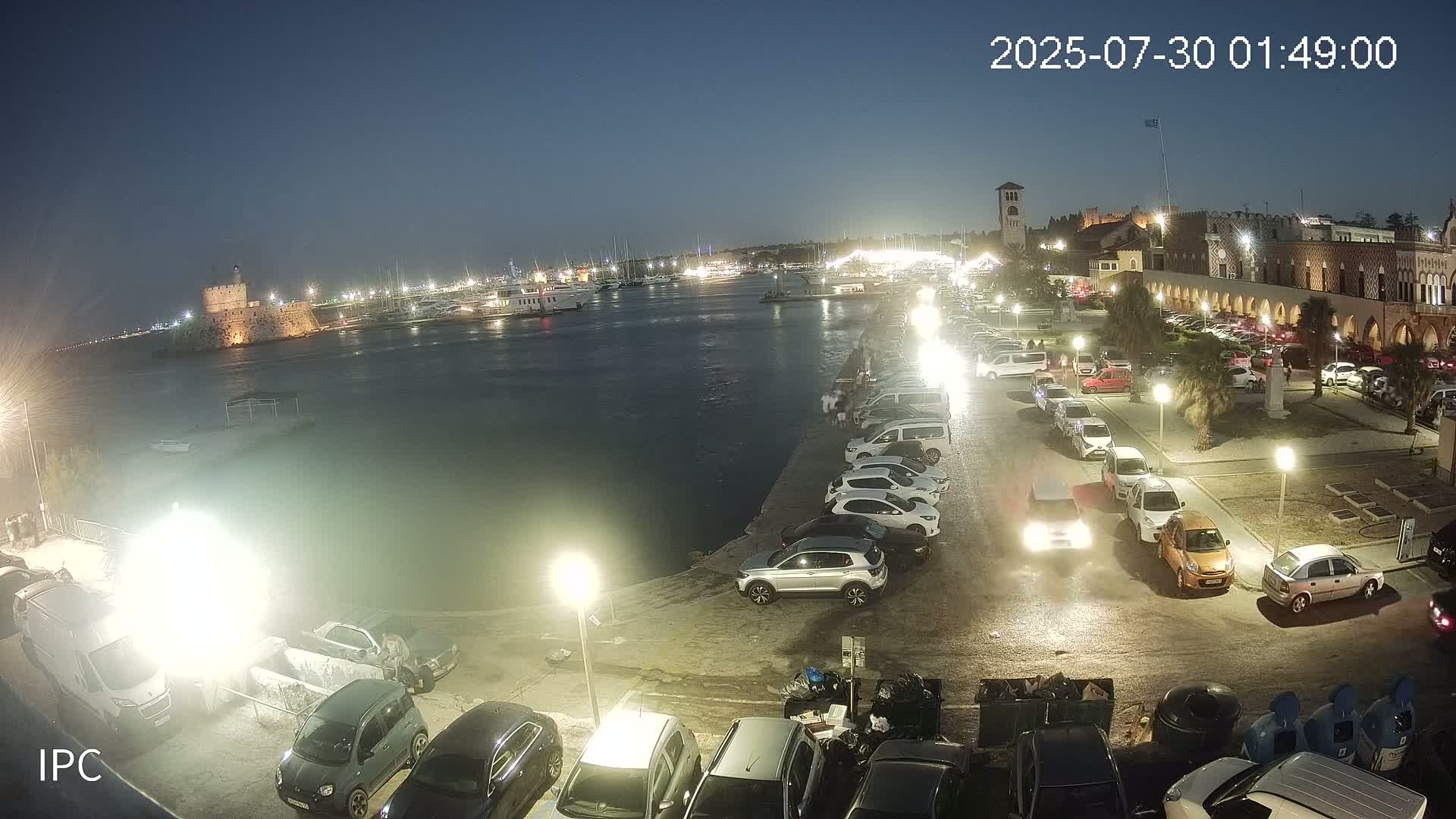 Rhodes, Colossus of Rhodes (Kolossos tis Ródou)- Mandraki Rhodes Marina & Platia Antinavarchou Perikli Ioannidi Plaza Live Cam - Rhodes (Ródos), Dodacanese, South Aegean (Periféreia Notíou Aigaíou), Greece 