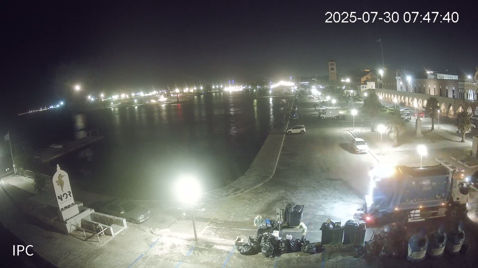 Rhodes, Colossus of Rhodes (Kolossos tis Ródou)- Mandraki Rhodes Marina & Platia Antinavarchou Perikli Ioannidi Plaza Live Cam - Rhodes (Ródos), Dodacanese, South Aegean (Periféreia Notíou Aigaíou), Greece 