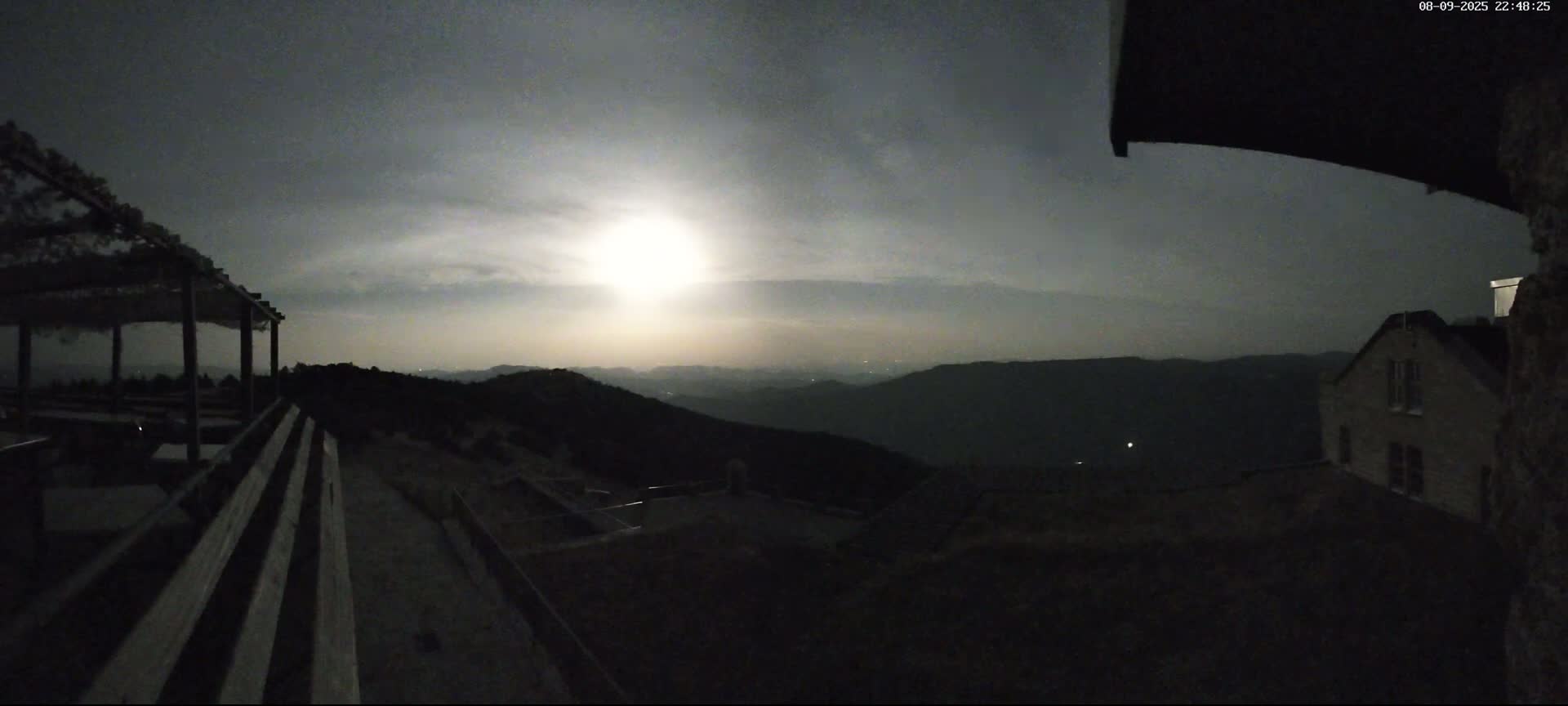 Val-d'Aigoual, Mont Aigoual South Summit (Sommet Sud) Live Cam -   Le Vigan, Gard, Occitanie, France