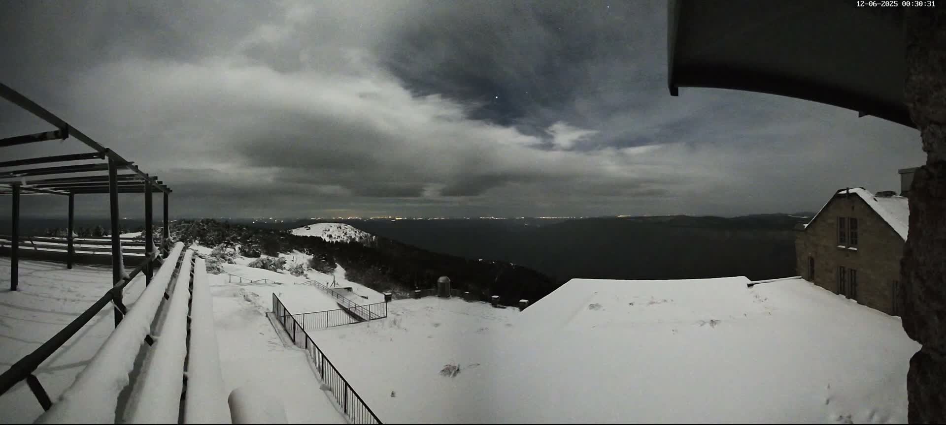 Val-d'Aigoual, Mont Aigoual South Summit (Sommet Sud) Live Cam -   Le Vigan, Gard, Occitanie, France