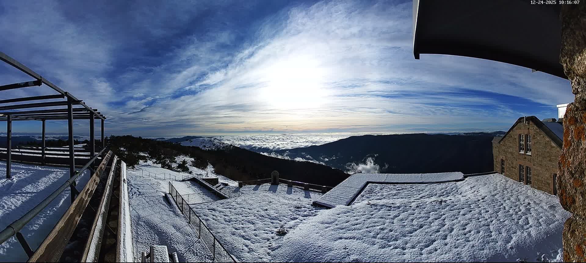 Val-d'Aigoual, Mont Aigoual South Summit (Sommet Sud) Live Cam -   Le Vigan, Gard, Occitanie, France
