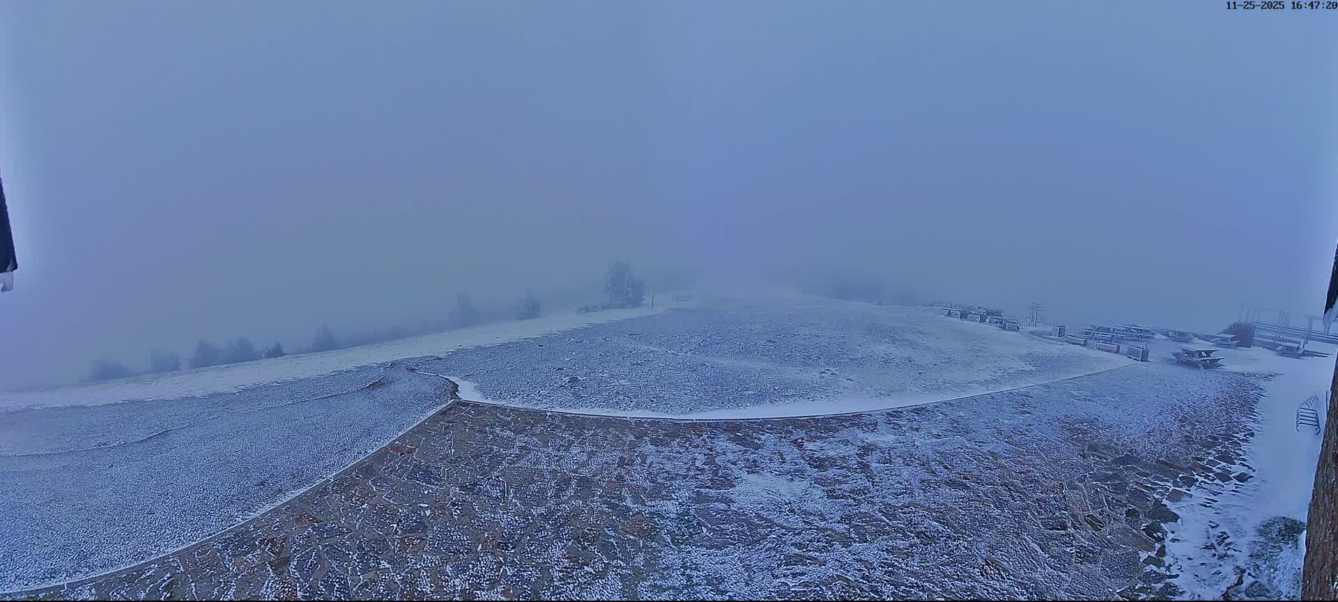 Val-d'Aigoual, Mont Aigoual East Summit (Sommet Est) Live Cam - Le Vigan, Gard, Occitanie, France