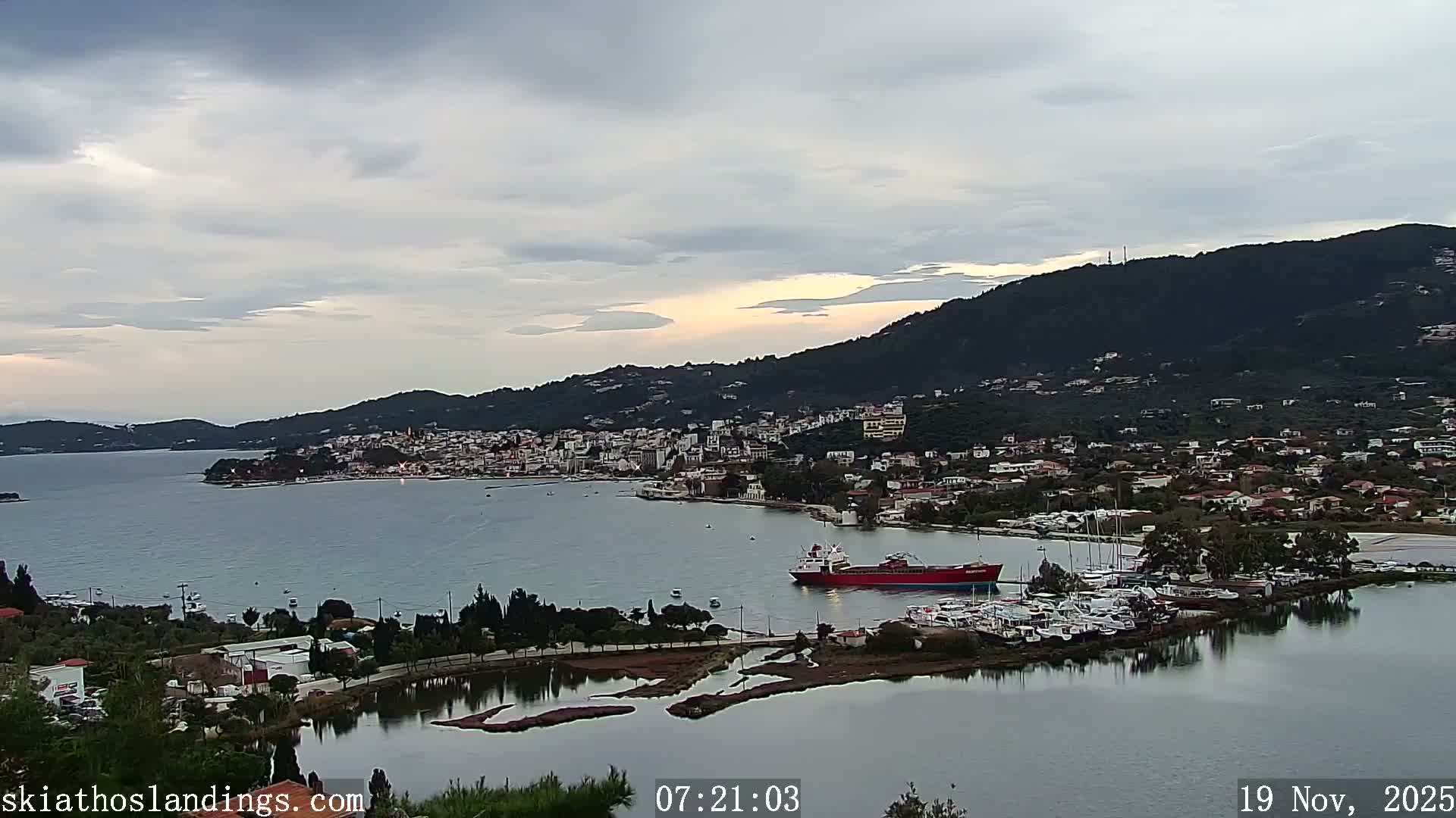 Skiathos Island Alexandros Papadiamantis National Airport Live Cam JSI / LGSK - Xanemos, Skiáthos, Sporades, Thessaly & Central Greece (Thessalía), Greece