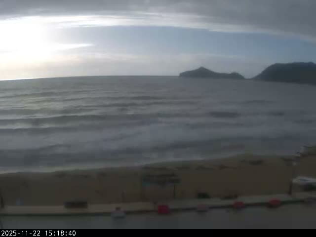 Corfu, Paralia Agios Georgios Beach Live Cam - San George, Agious Georgious, North Corfu (Vóreia Kérkyra), Corfu (Kérkyra), Ionian Islands (Periféreia Ioníon Níson), Greece