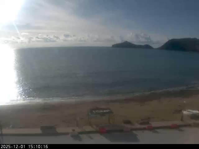 Corfu, Paralia Agios Georgios Beach Live Cam - San George, Agious Georgious, North Corfu (Vóreia Kérkyra), Corfu (Kérkyra), Ionian Islands (Periféreia Ioníon Níson), Greece