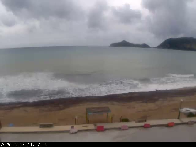 Corfu, Paralia Agios Georgios Beach Live Cam - San George, Agious Georgious, North Corfu (Vóreia Kérkyra), Corfu (Kérkyra), Ionian Islands (Periféreia Ioníon Níson), Greece
