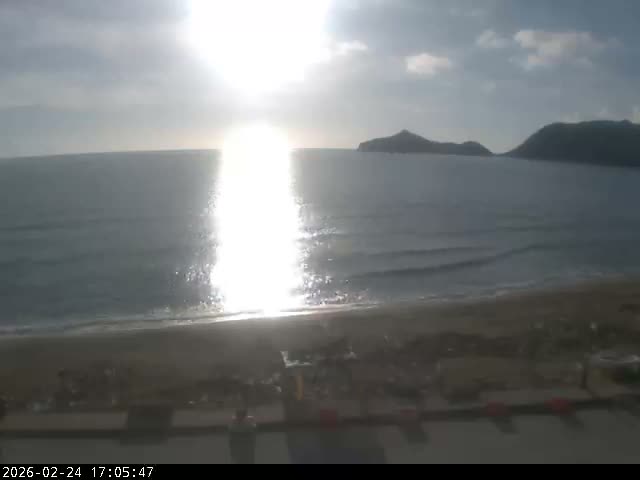 Corfu, Paralia Agios Georgios Beach Live Cam - San George, Agious Georgious, North Corfu (Vóreia Kérkyra), Corfu (Kérkyra), Ionian Islands (Periféreia Ioníon Níson), Greece