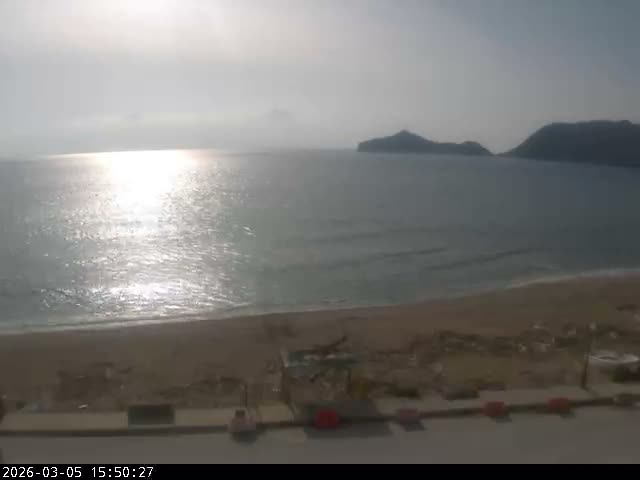 Corfu, Paralia Agios Georgios Beach Live Cam - San George, Agious Georgious, North Corfu (Vóreia Kérkyra), Corfu (Kérkyra), Ionian Islands (Periféreia Ioníon Níson), Greece