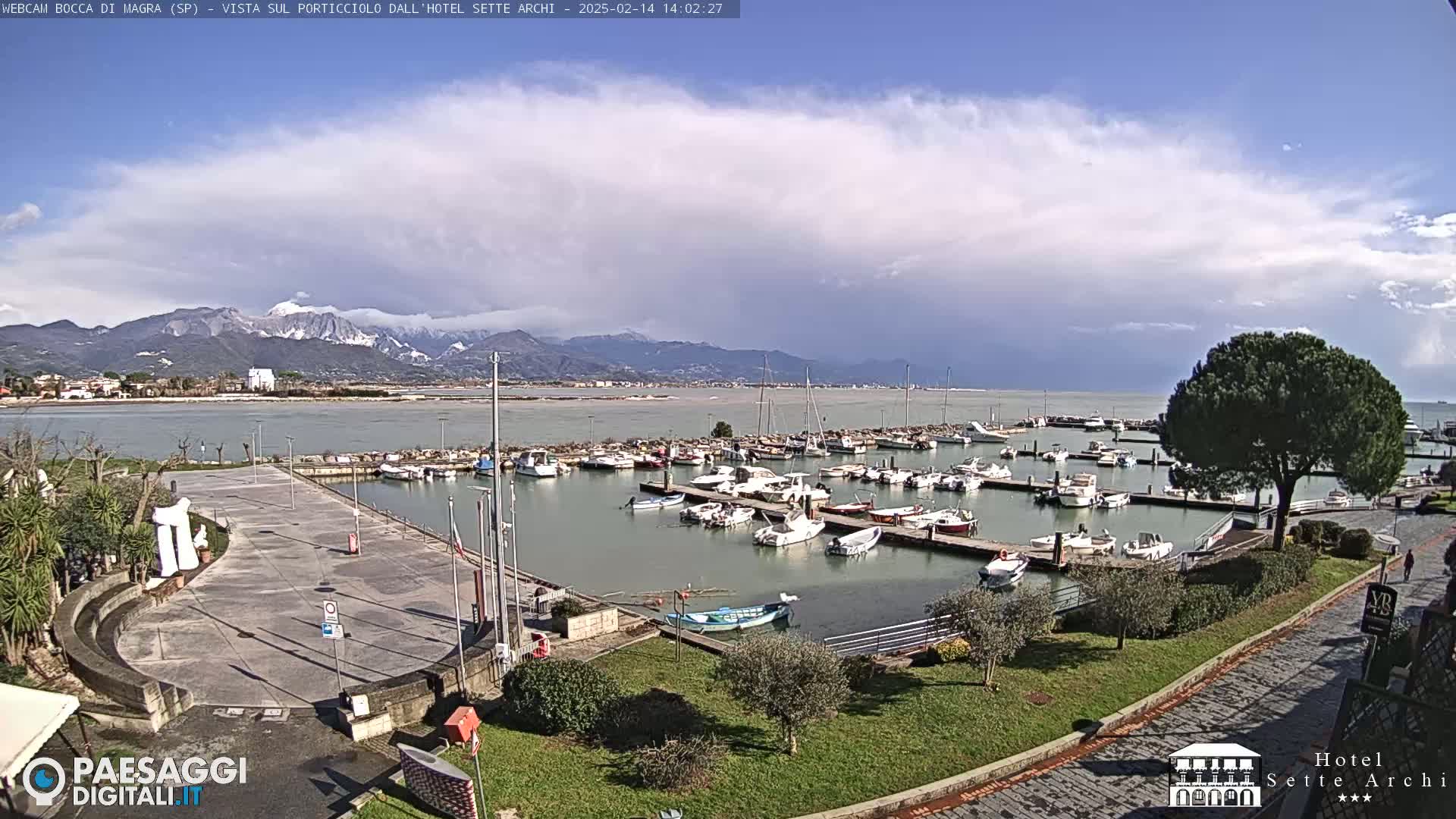  Bocca di Magra Harbor Live Cam - La Spezia, Liguria, Italy