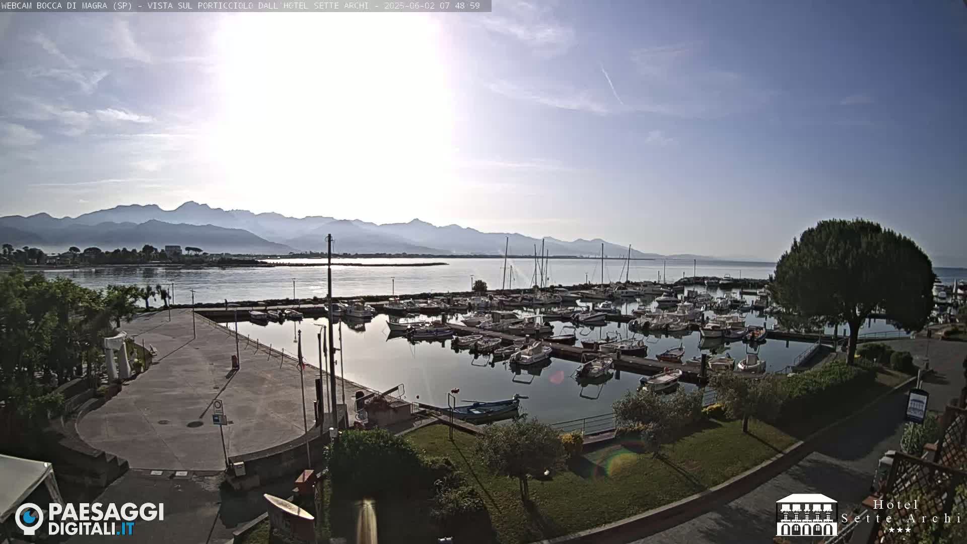  Bocca di Magra Harbor Live Cam - La Spezia, Liguria, Italy