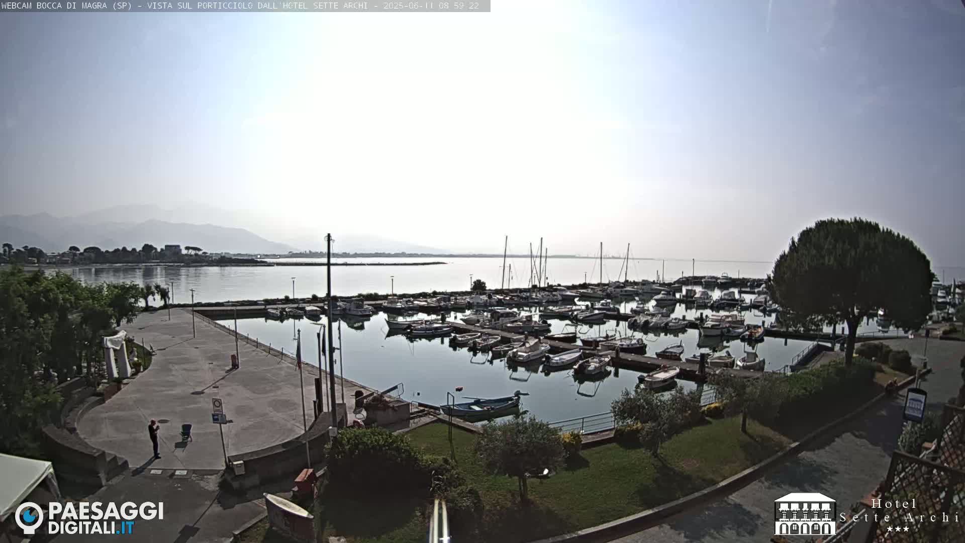  Bocca di Magra Harbor Live Cam - La Spezia, Liguria, Italy
