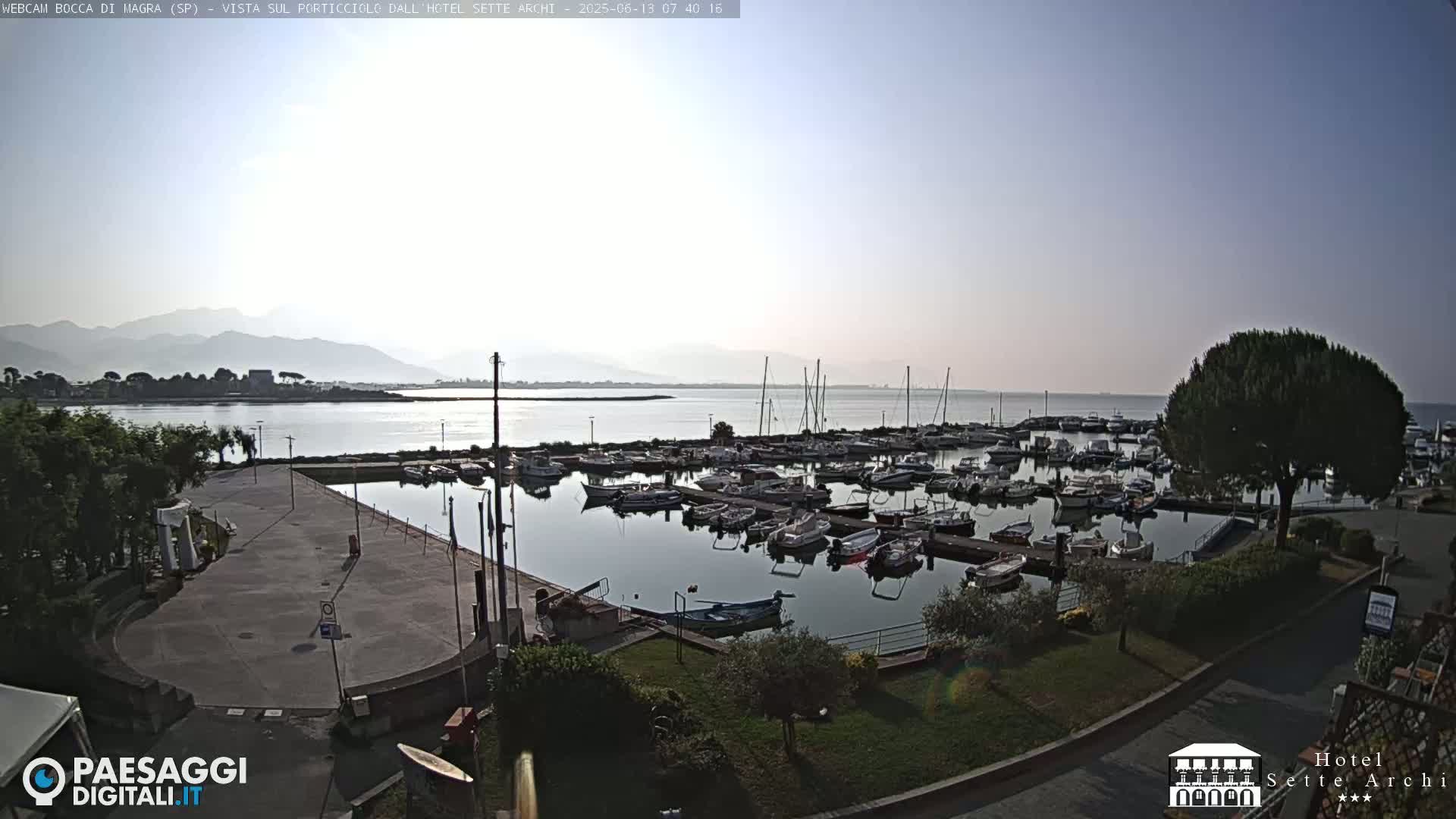  Bocca di Magra Harbor Live Cam - La Spezia, Liguria, Italy