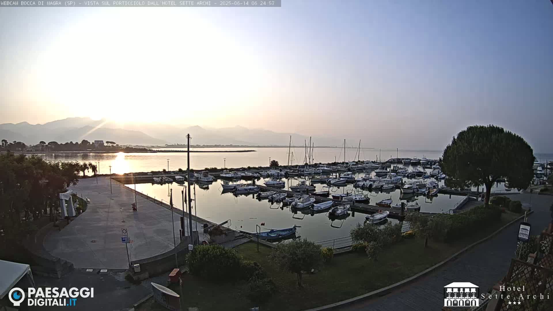  Bocca di Magra Harbor Live Cam - La Spezia, Liguria, Italy