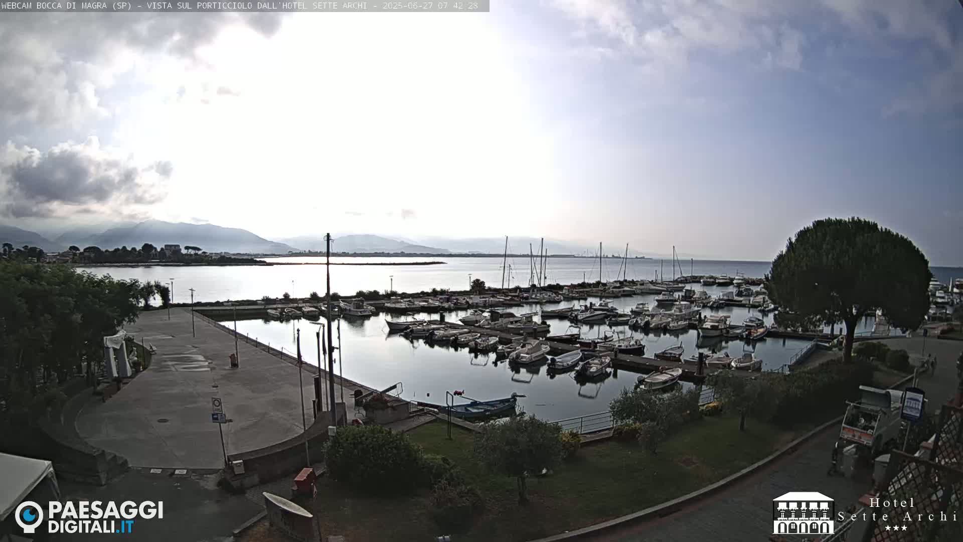  Bocca di Magra Harbor Live Cam - La Spezia, Liguria, Italy
