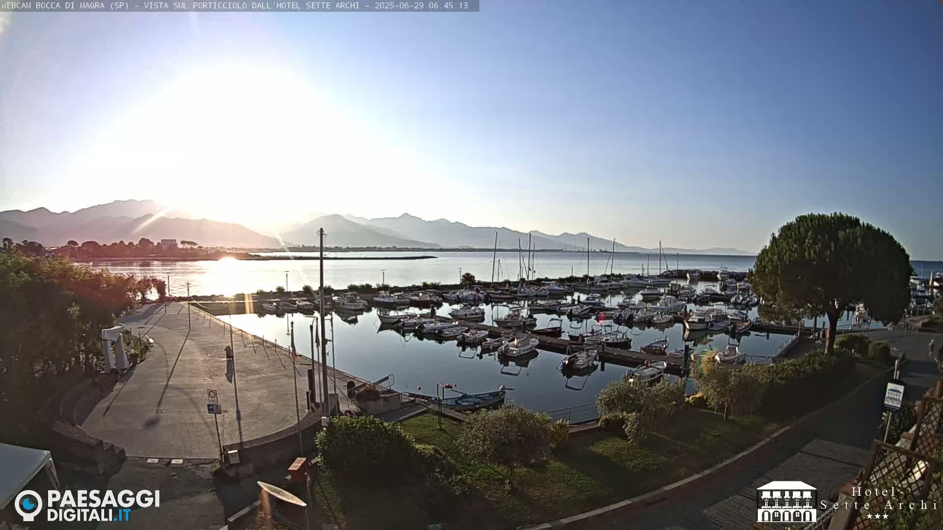  Bocca di Magra Harbor Live Cam - La Spezia, Liguria, Italy