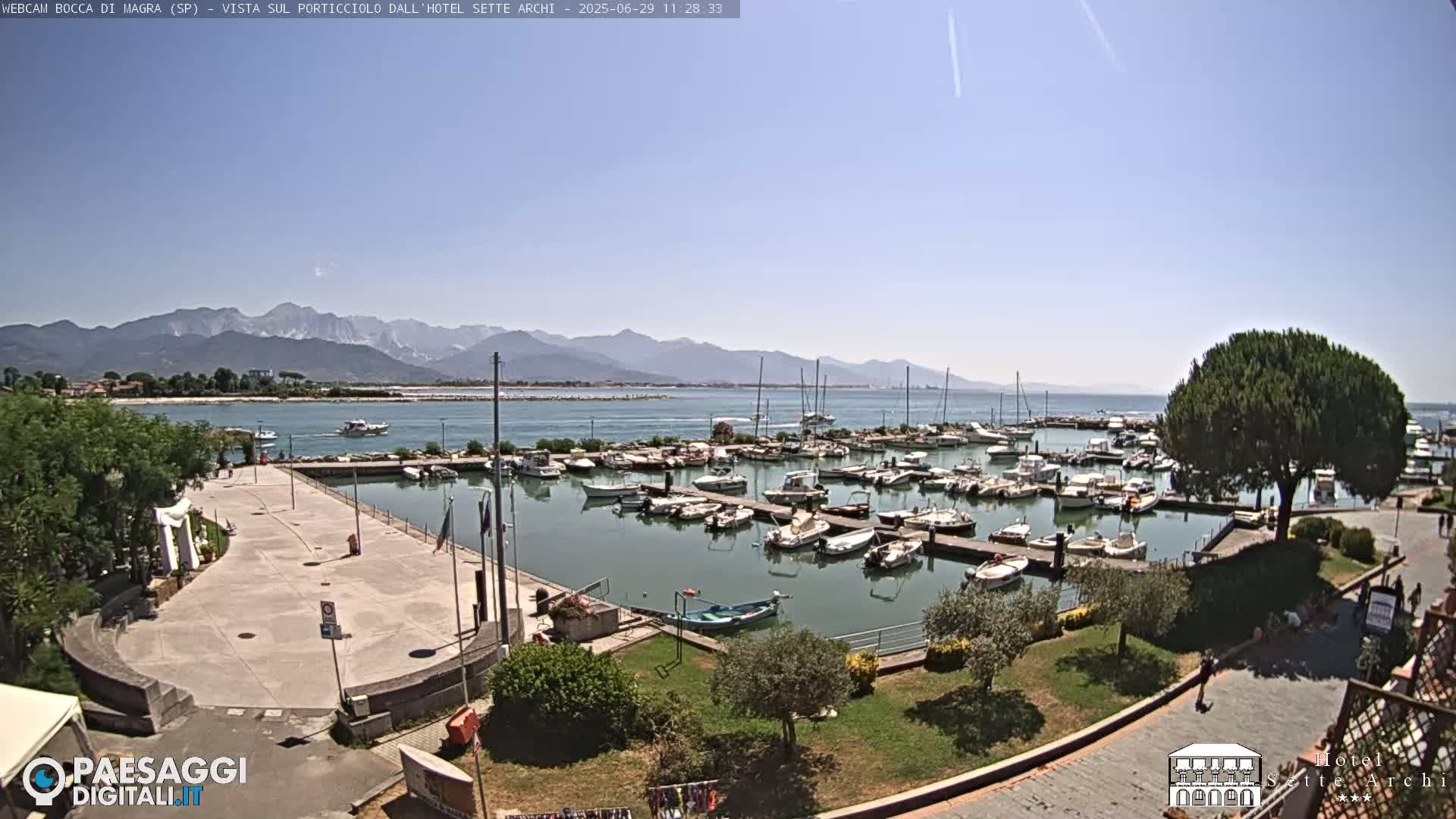  Bocca di Magra Harbor Live Cam - La Spezia, Liguria, Italy