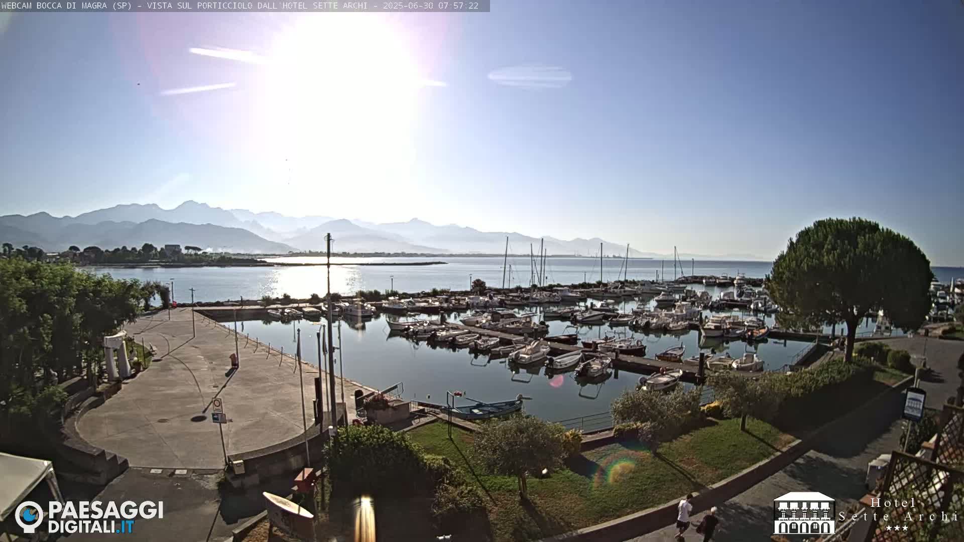  Bocca di Magra Harbor Live Cam - La Spezia, Liguria, Italy