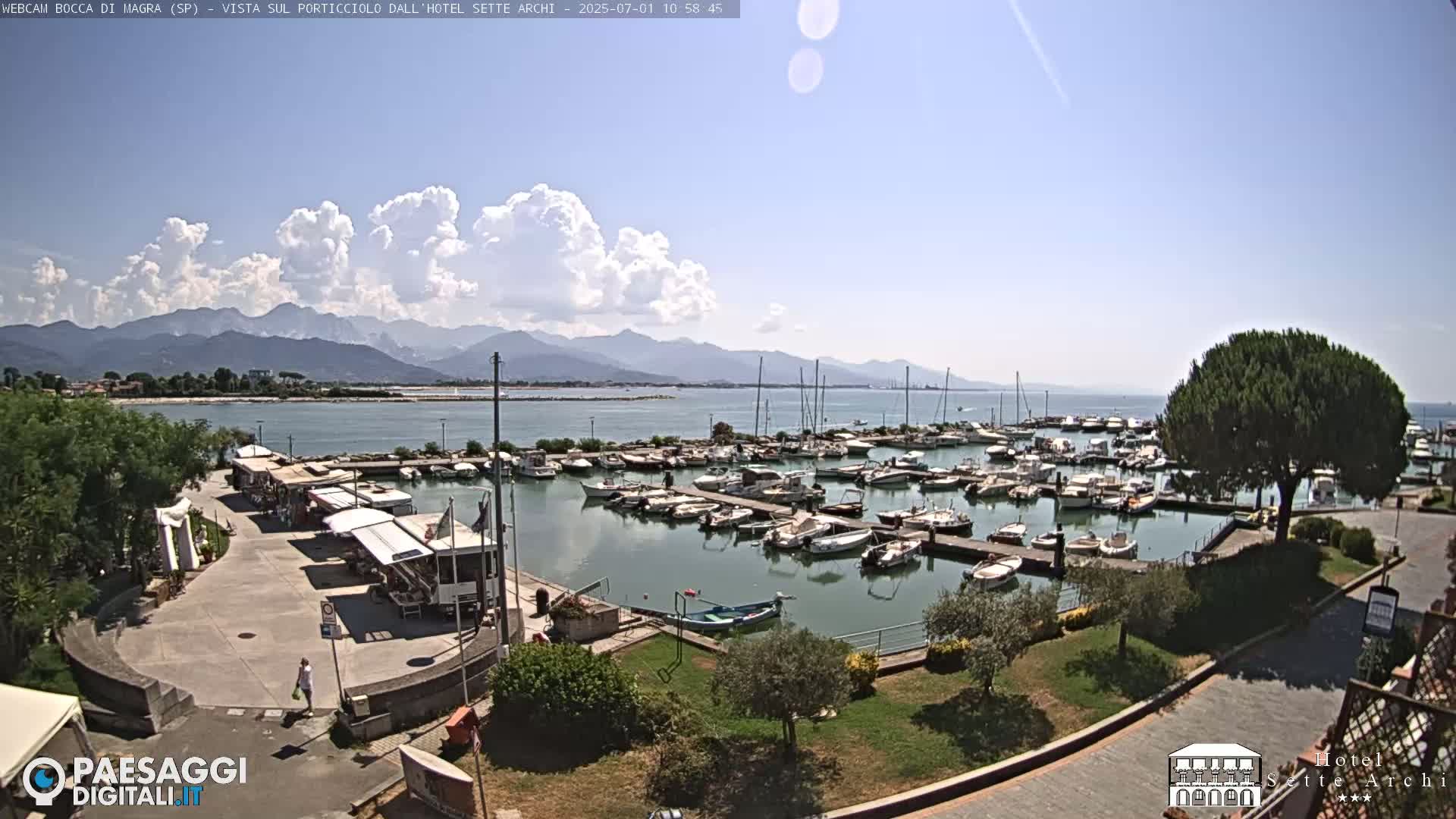  Bocca di Magra Harbor Live Cam - La Spezia, Liguria, Italy
