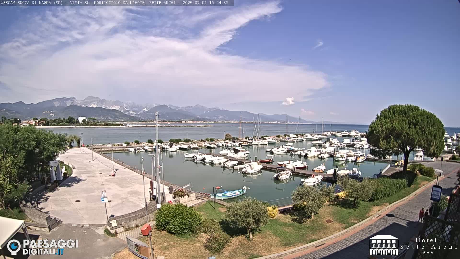  Bocca di Magra Harbor Live Cam - La Spezia, Liguria, Italy