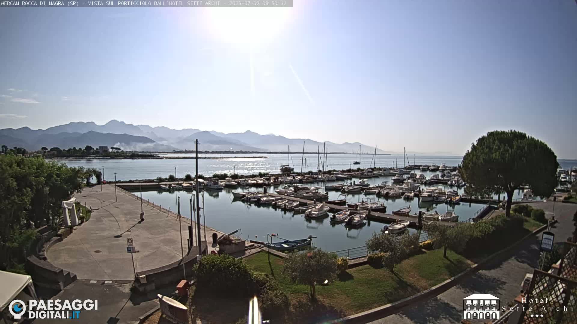  Bocca di Magra Harbor Live Cam - La Spezia, Liguria, Italy