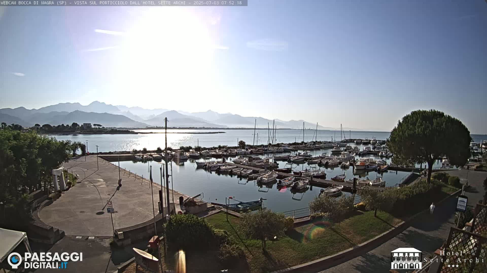  Bocca di Magra Harbor Live Cam - La Spezia, Liguria, Italy