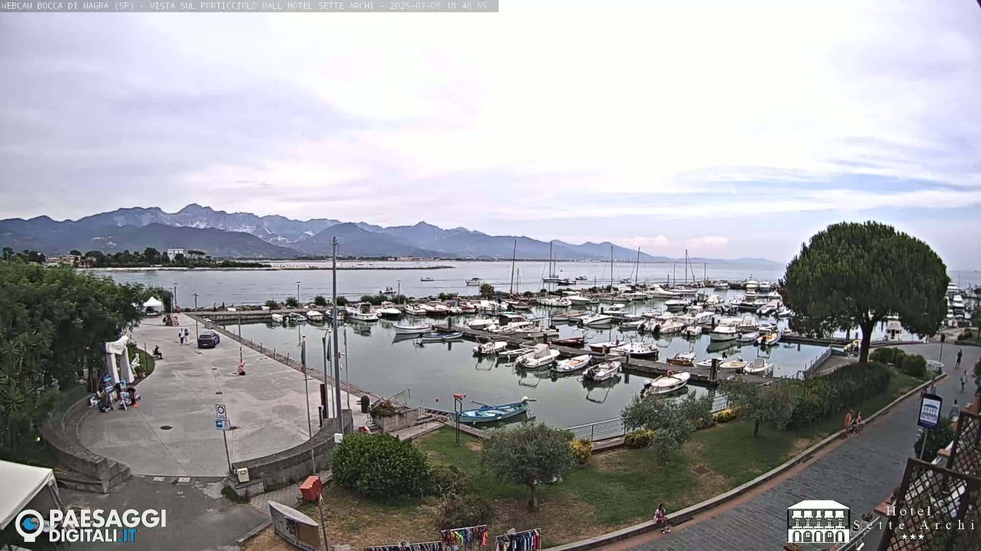  Bocca di Magra Harbor Live Cam - La Spezia, Liguria, Italy