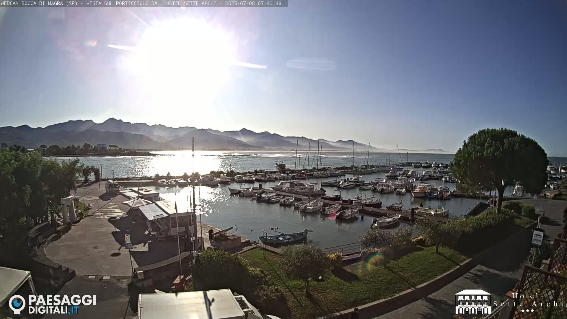  Bocca di Magra Harbor Live Cam - La Spezia, Liguria, Italy