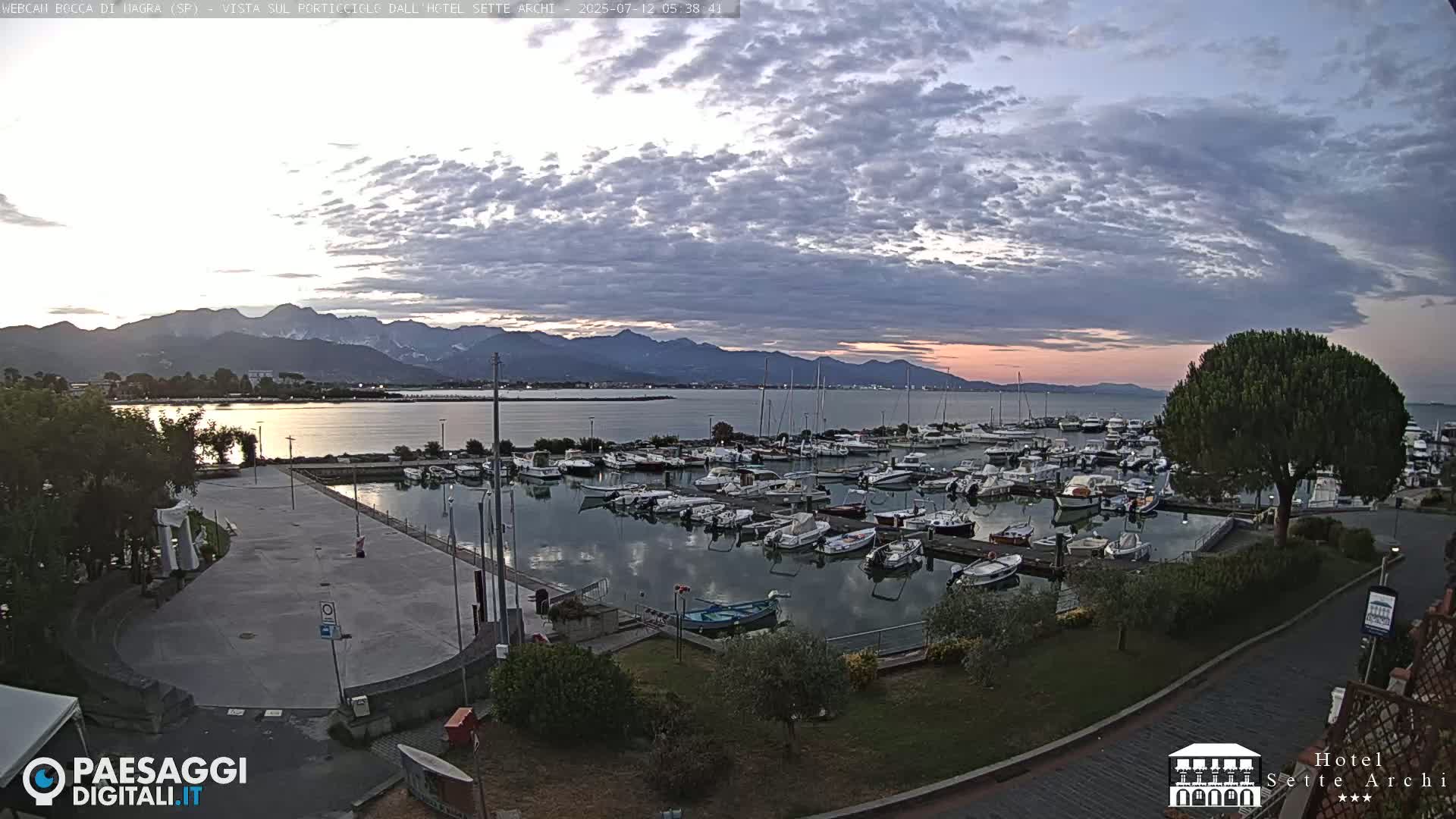  Bocca di Magra Harbor Live Cam - La Spezia, Liguria, Italy