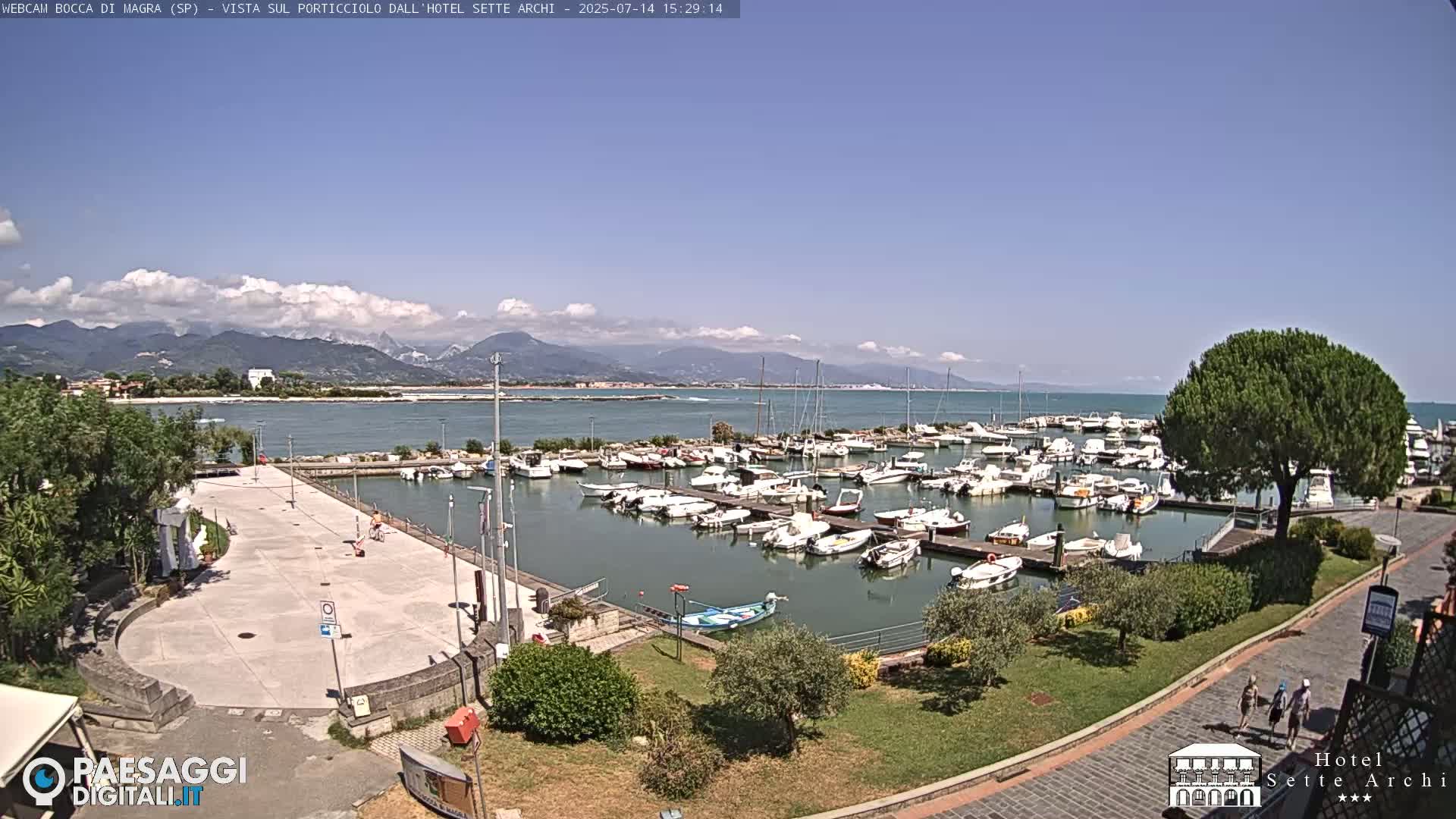  Bocca di Magra Harbor Live Cam - La Spezia, Liguria, Italy