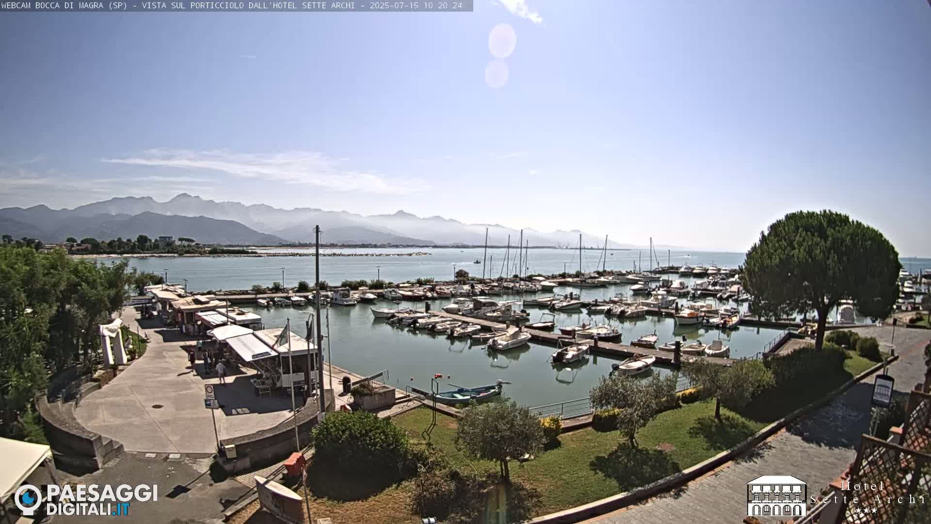  Bocca di Magra Harbor Live Cam - La Spezia, Liguria, Italy
