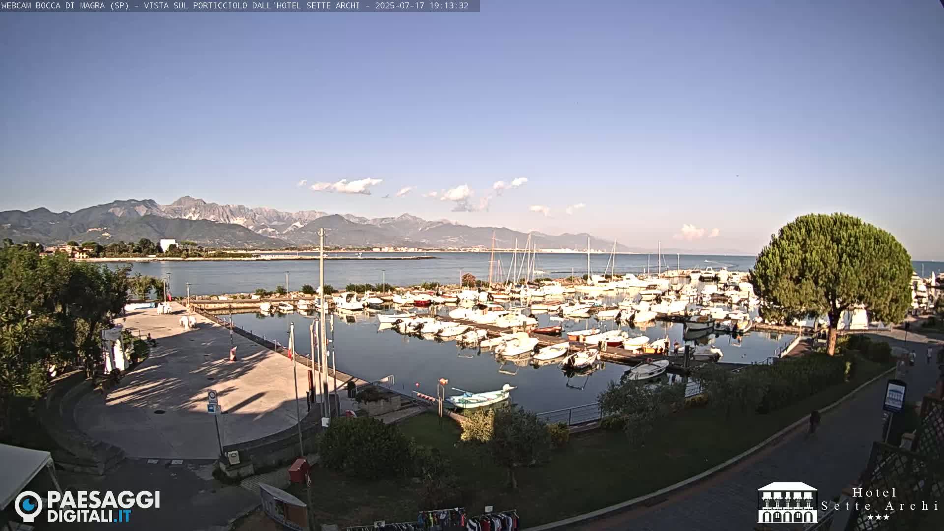  Bocca di Magra Harbor Live Cam - La Spezia, Liguria, Italy