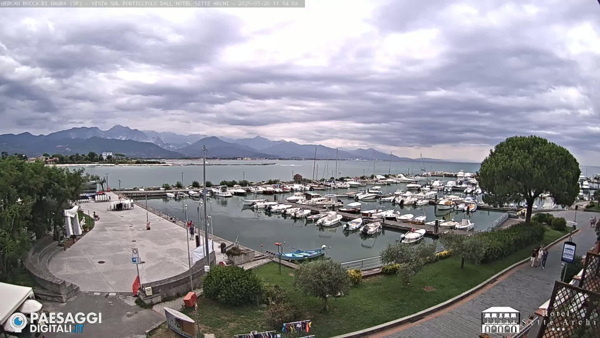  Bocca di Magra Harbor Live Cam - La Spezia, Liguria, Italy