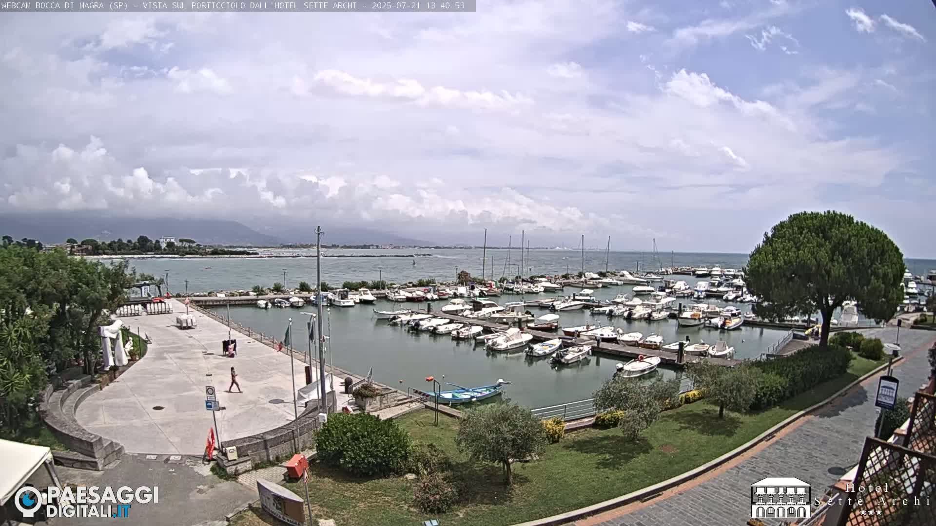  Bocca di Magra Harbor Live Cam - La Spezia, Liguria, Italy