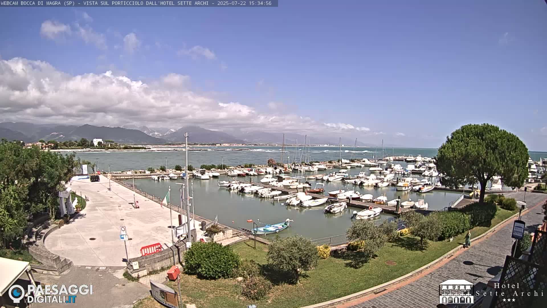  Bocca di Magra Harbor Live Cam - La Spezia, Liguria, Italy