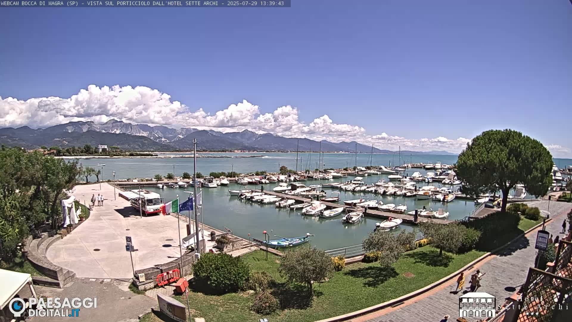  Bocca di Magra Harbor Live Cam - La Spezia, Liguria, Italy