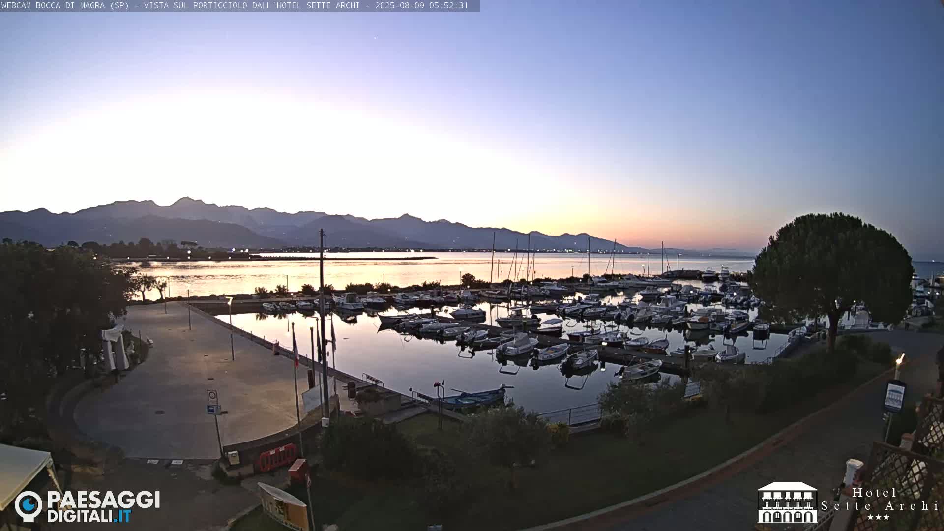  Bocca di Magra Harbor Live Cam - La Spezia, Liguria, Italy
