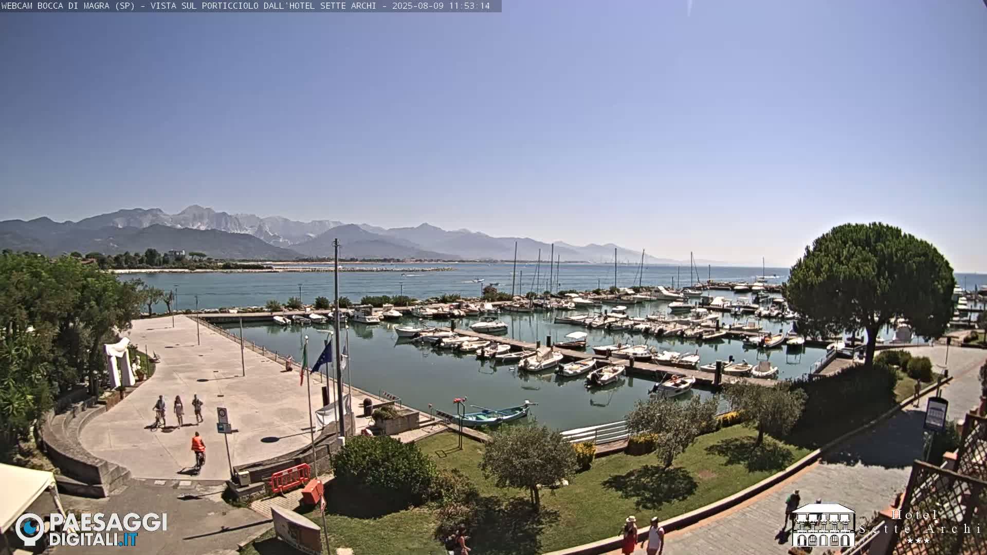  Bocca di Magra Harbor Live Cam - La Spezia, Liguria, Italy