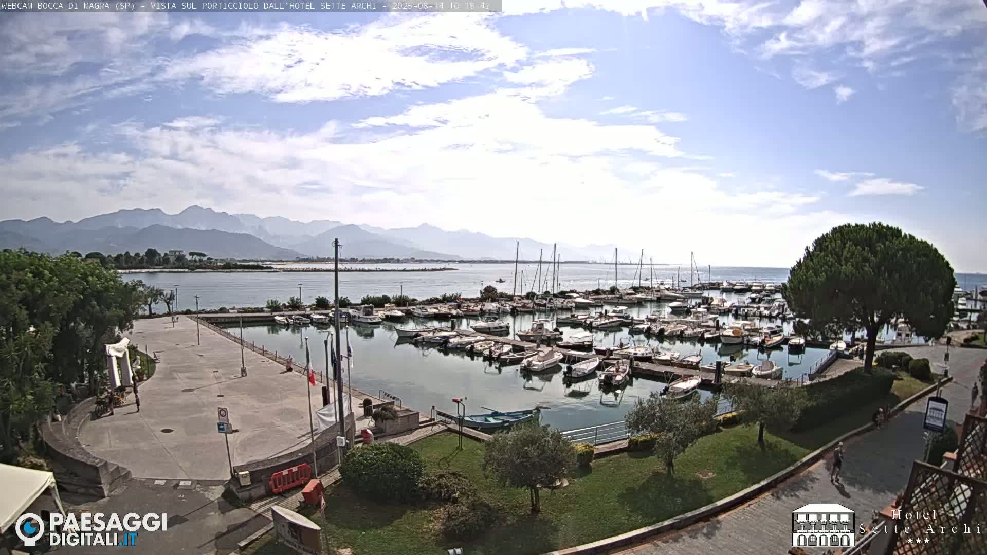  Bocca di Magra Harbor Live Cam - La Spezia, Liguria, Italy