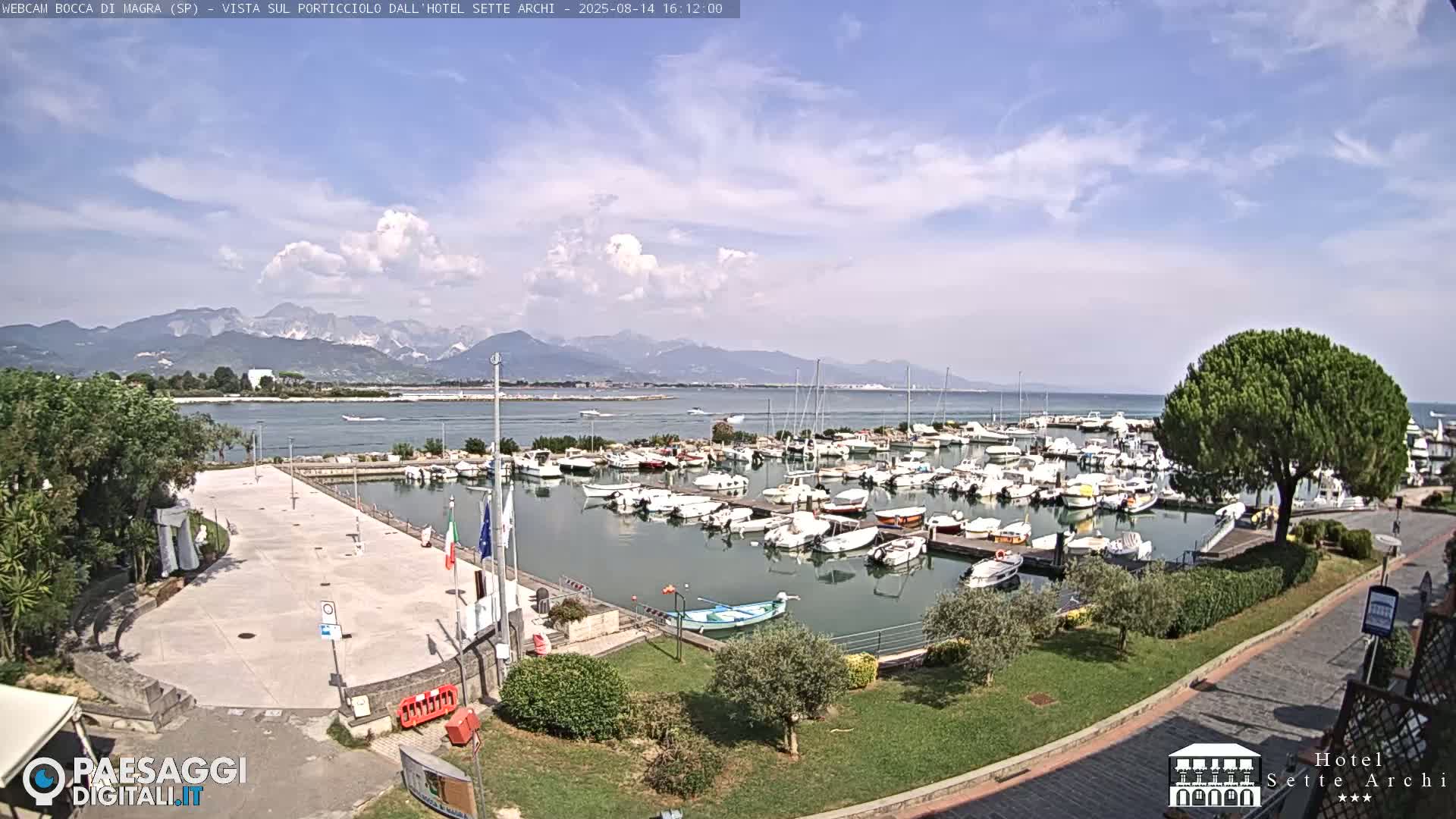 Bocca di Magra Harbor Live Cam - La Spezia, Liguria, Italy