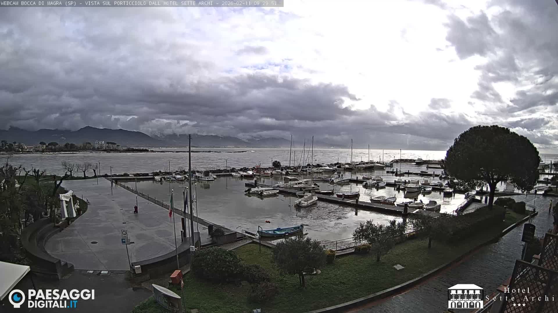  Bocca di Magra Harbor Live Cam - La Spezia, Liguria, Italy
