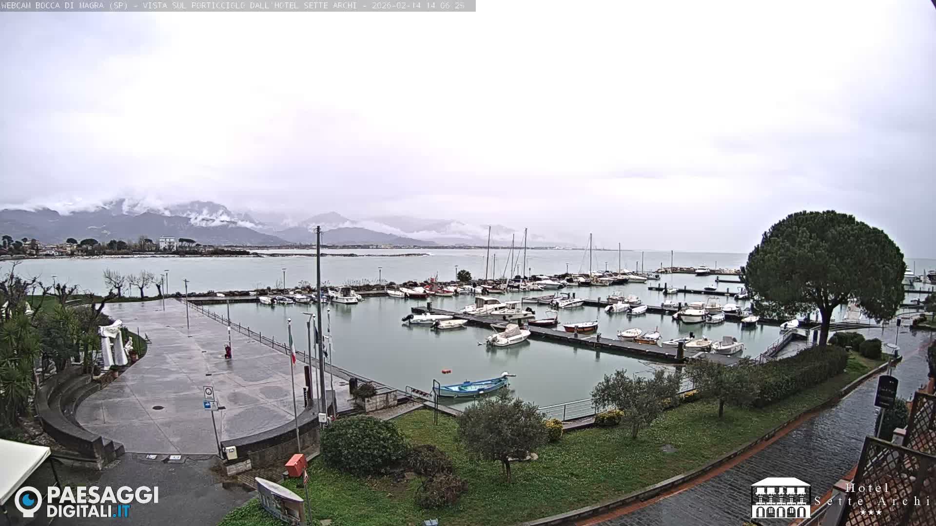  Bocca di Magra Harbor Live Cam - La Spezia, Liguria, Italy