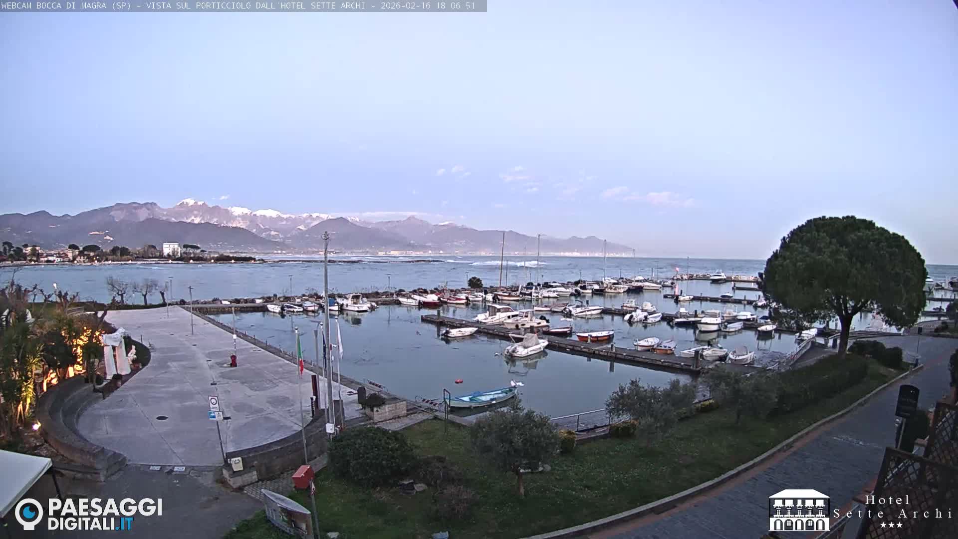  Bocca di Magra Harbor Live Cam - La Spezia, Liguria, Italy