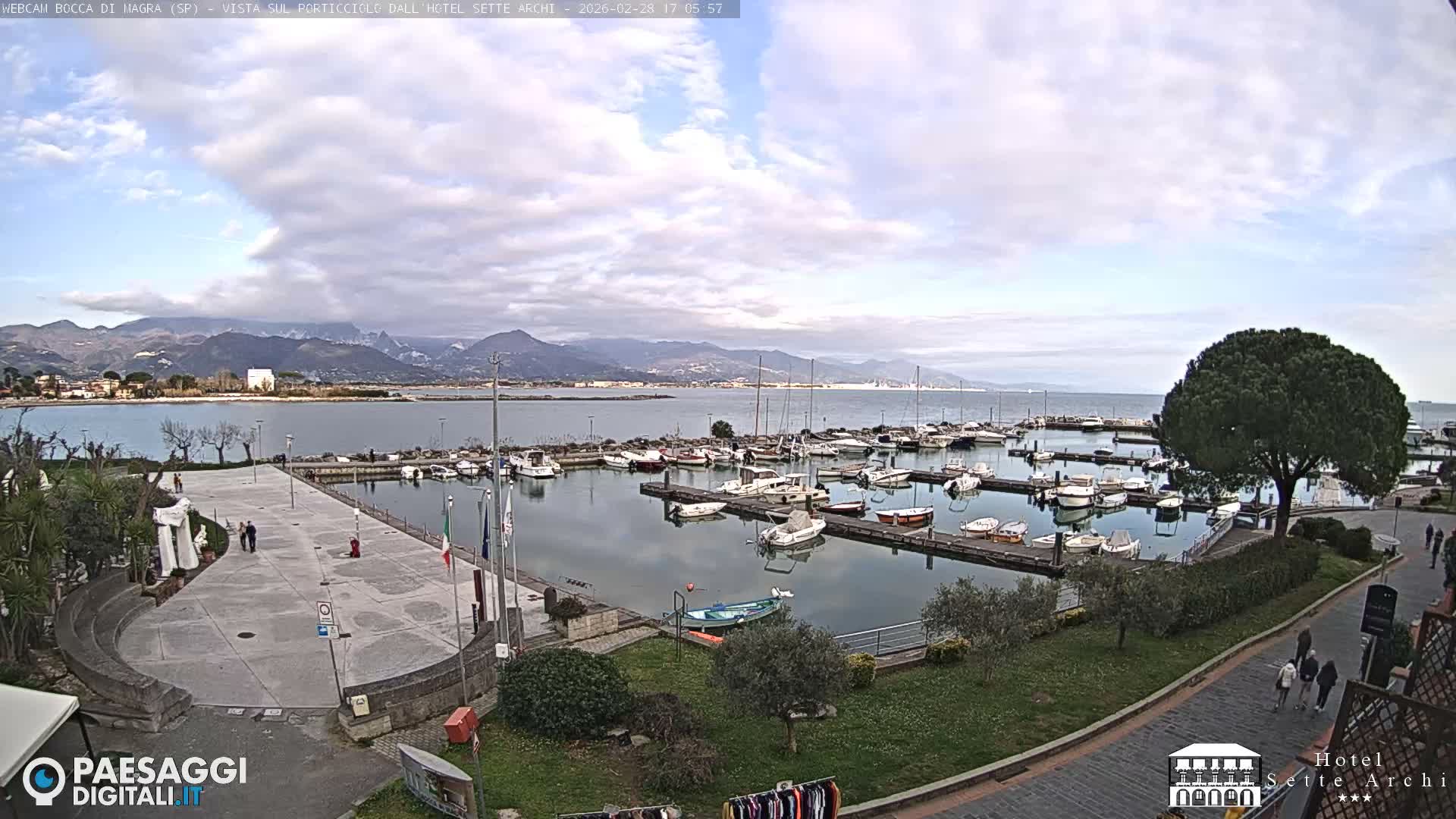  Bocca di Magra Harbor Live Cam - La Spezia, Liguria, Italy