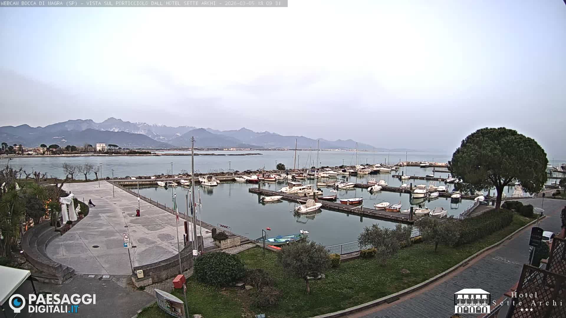  Bocca di Magra Harbor Live Cam - La Spezia, Liguria, Italy