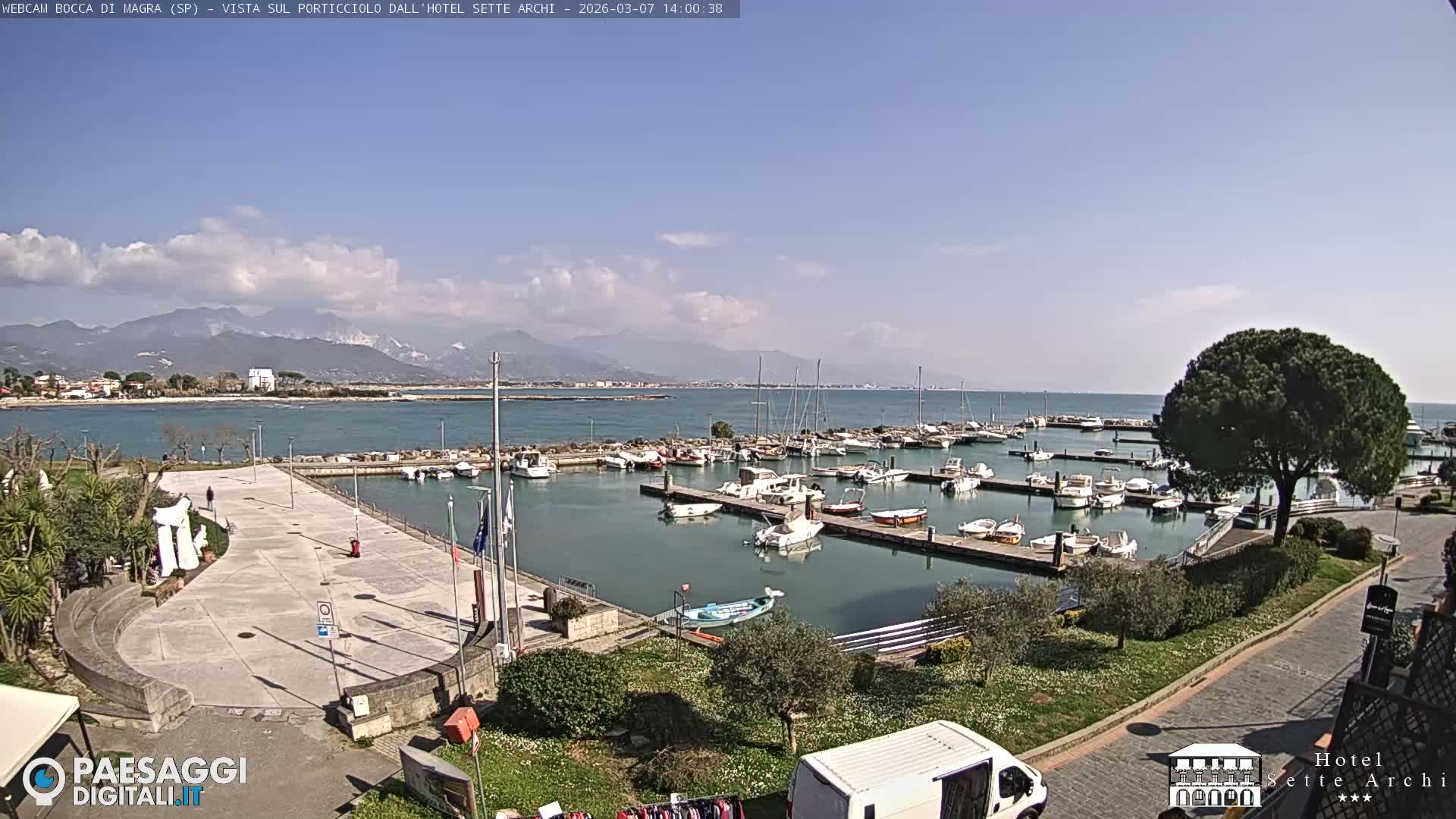  Bocca di Magra Harbor Live Cam - La Spezia, Liguria, Italy