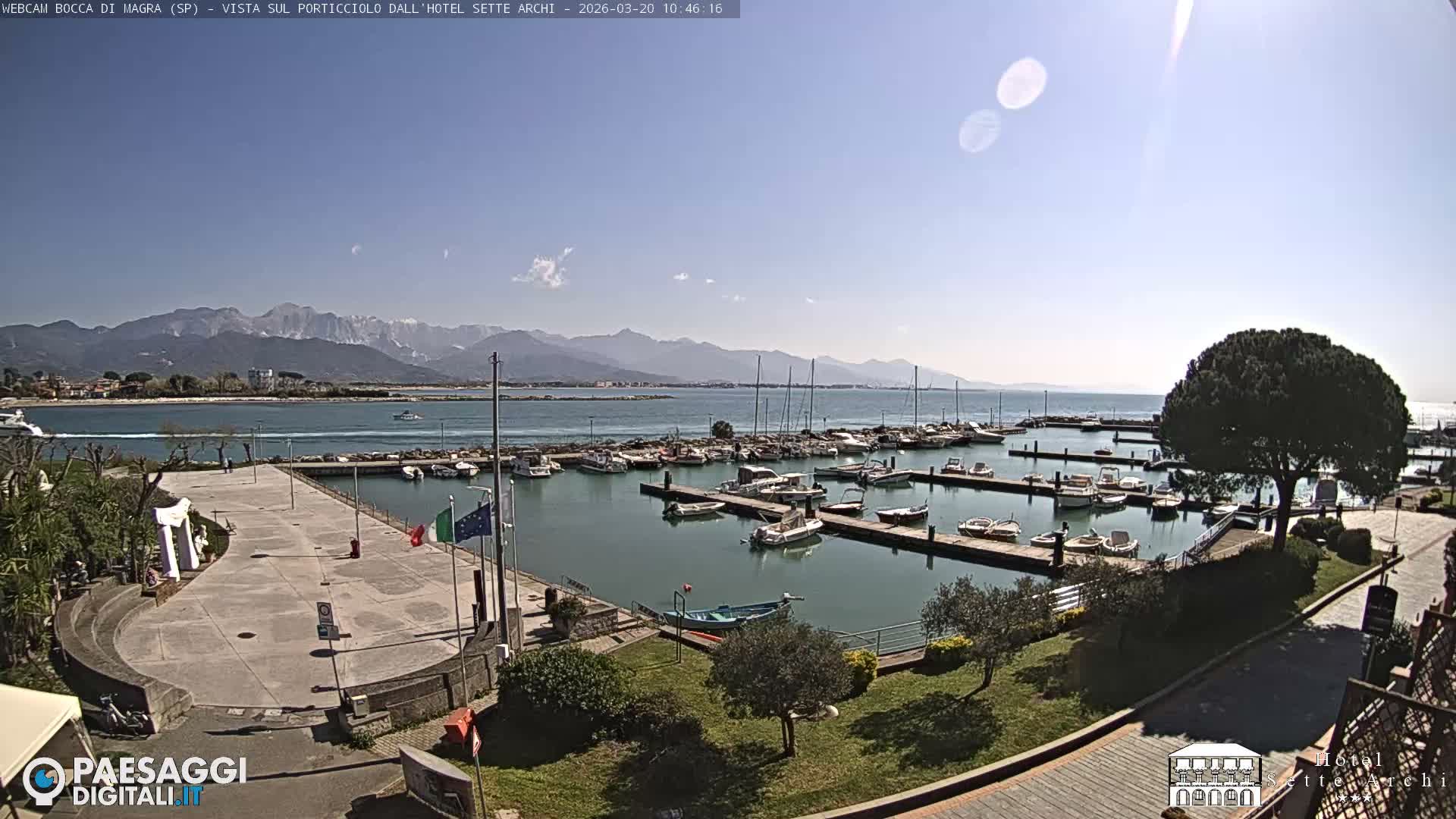  Bocca di Magra Harbor Live Cam - La Spezia, Liguria, Italy