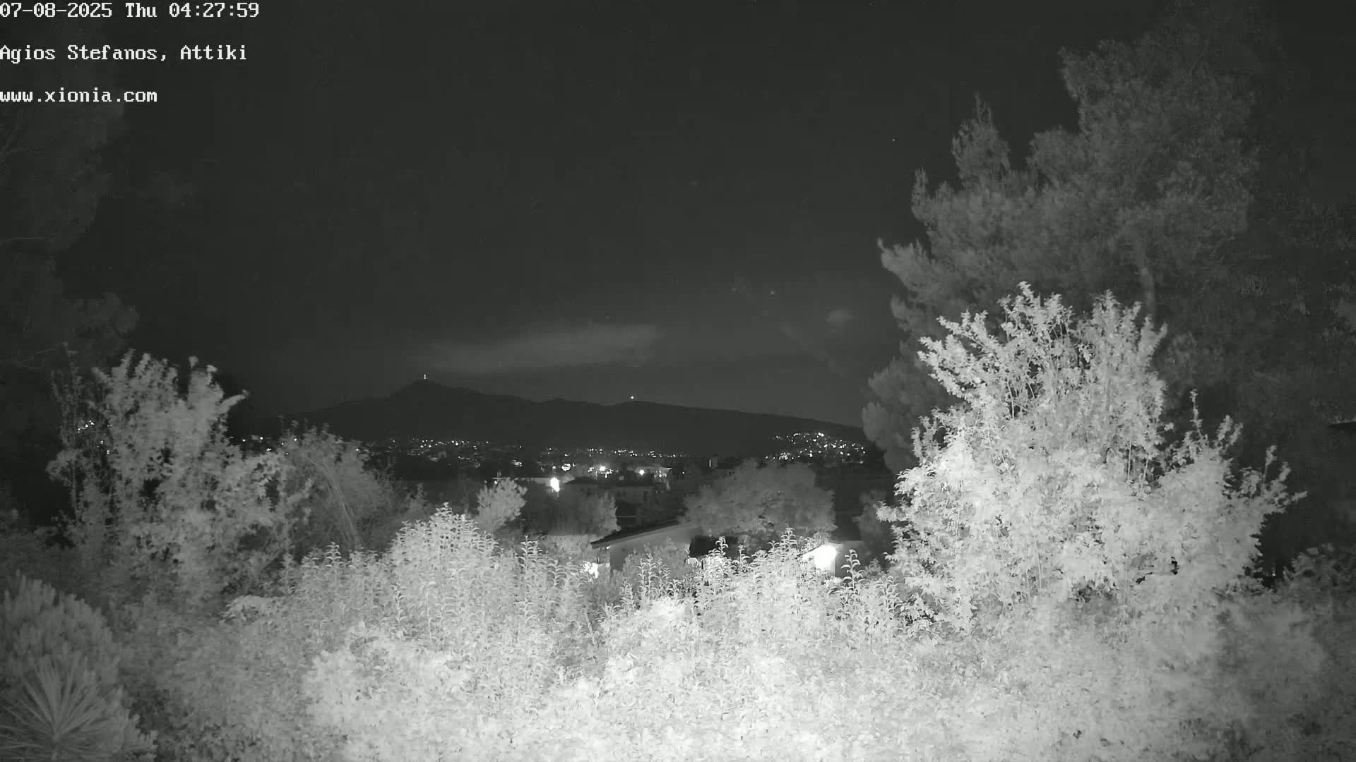 Dionysos, Agios Stefanos Skyline & Mount Pentelicus (Pentéli Óros) Live Cam  - Dasos Kouremenou, Ágios Stéfanos, Diónysos, East Attica (Anatolikís Attikís) , Athens (Athína), Attica (Attikí), Greece