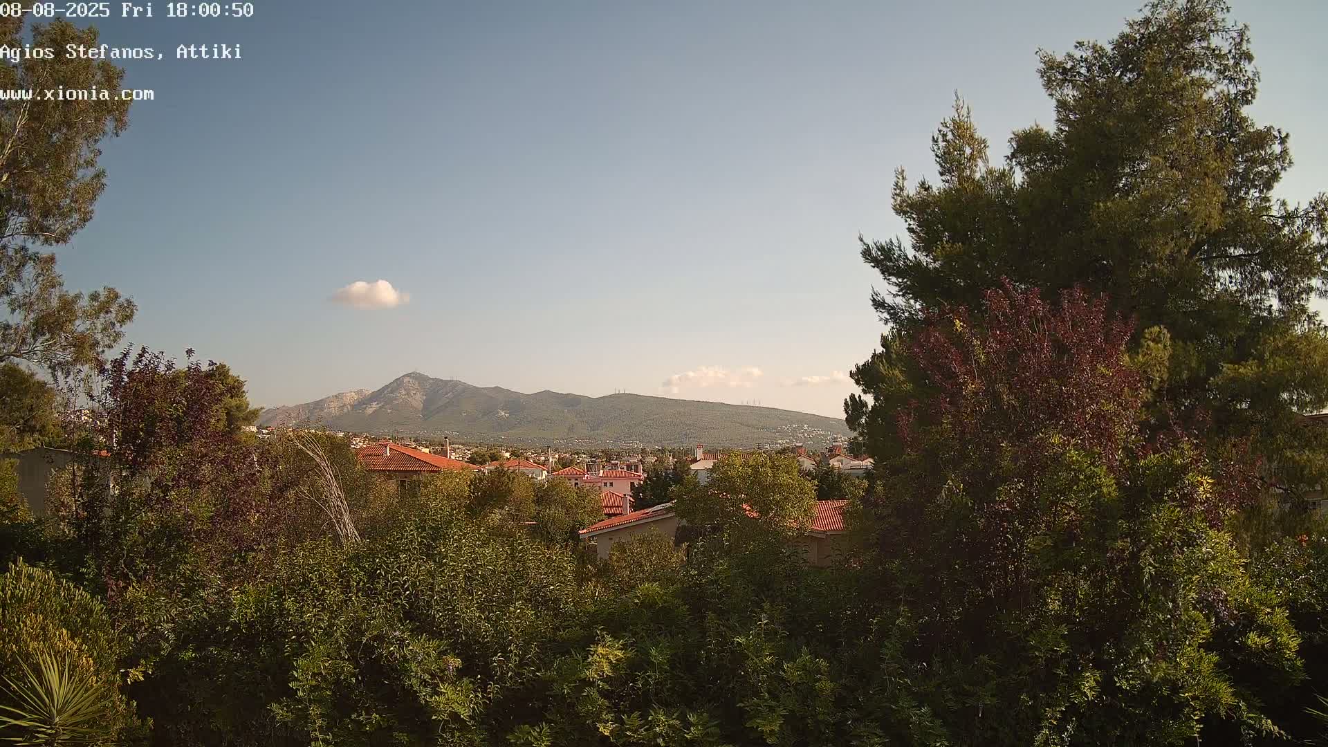 Dionysos, Agios Stefanos Skyline & Mount Pentelicus (Pentéli Óros) Live Cam  - Dasos Kouremenou, Ágios Stéfanos, Diónysos, East Attica (Anatolikís Attikís) , Athens (Athína), Attica (Attikí), Greece